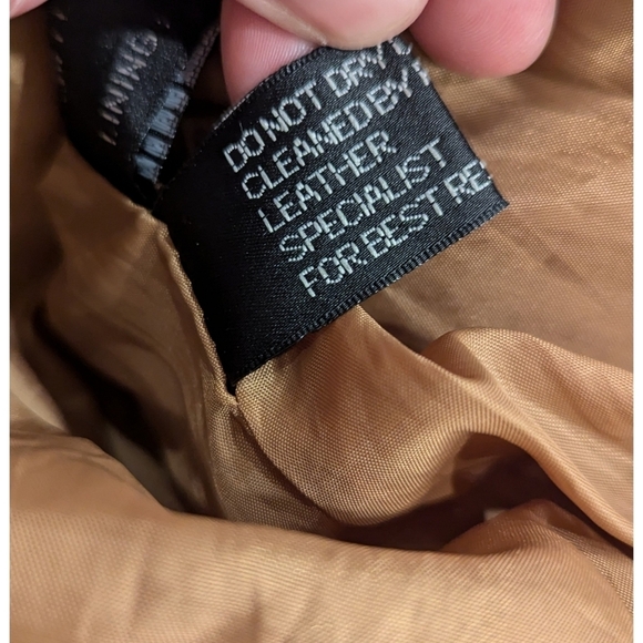 Pella Moda 100% Leather Quilted Bomber Jacket Size Large - Picture 9 of 10